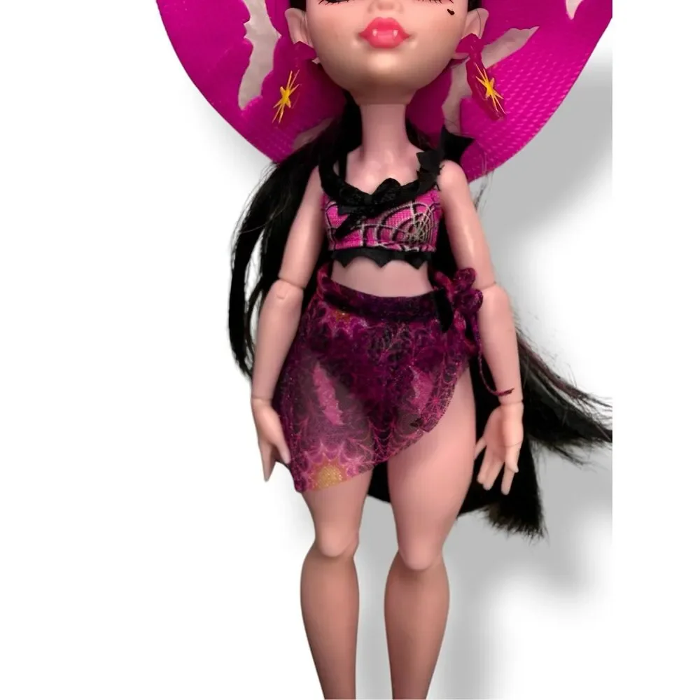 Monster High Scare-adise Island Draculaura Doll Swimsuit Sarong & Accessories - Picture 3 of 7